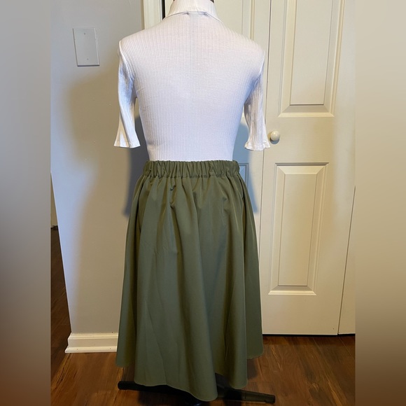 Army Green Pleated Skirt - Picture 3 of 8